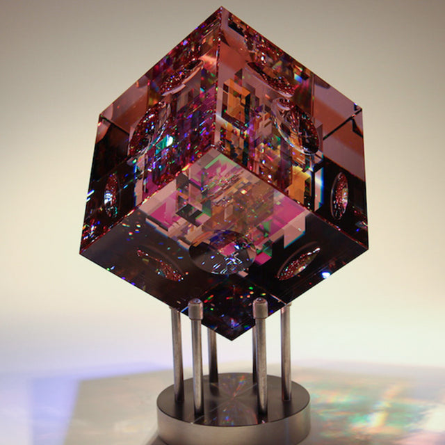 Rose/Green Spectrum Cube