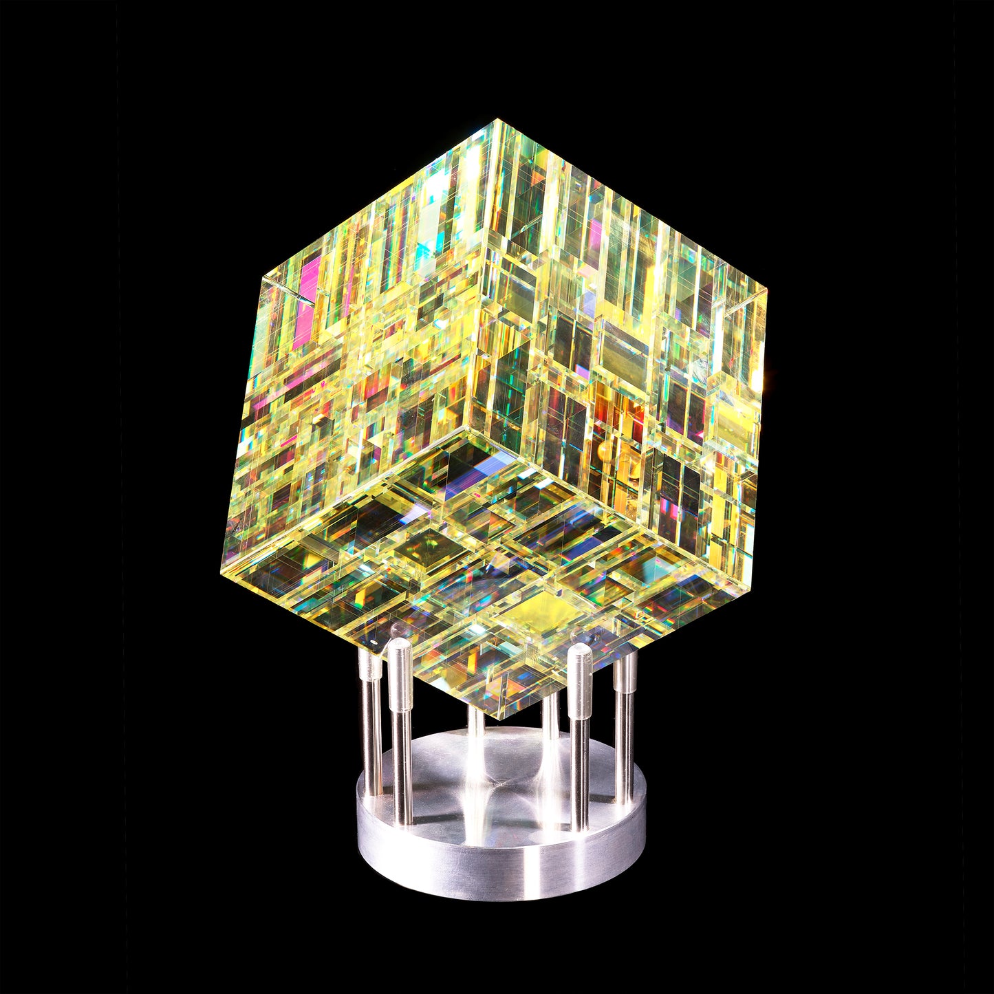 Ultra Gold Magik Cube 1/5 Limited Edition