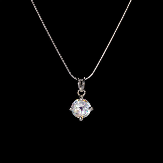 The Luna Pendant Necklace