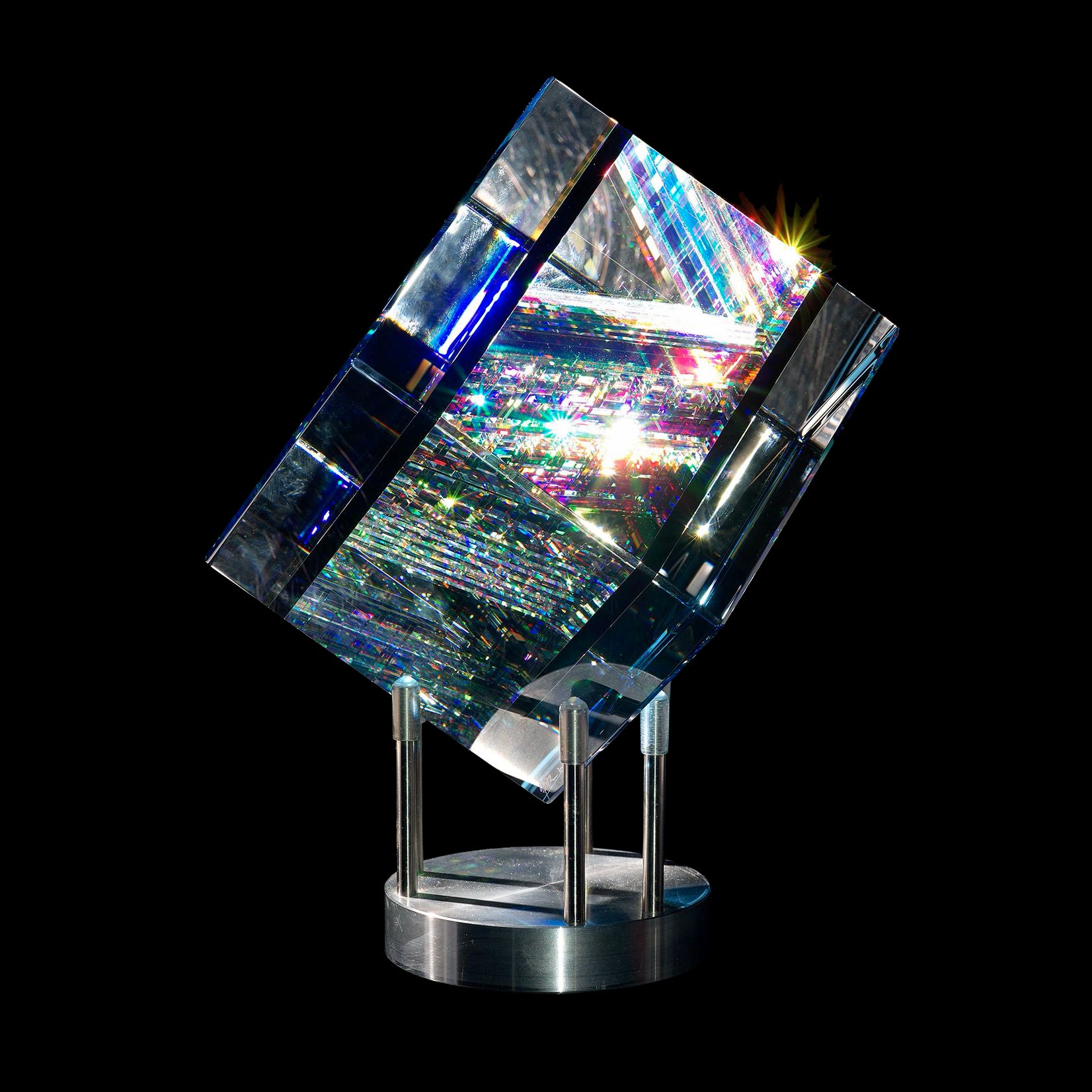 Momi Cube 5